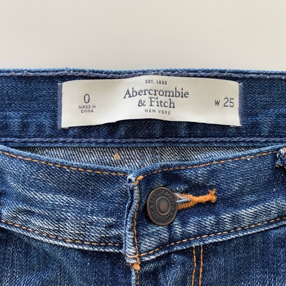 Abercrombie & Fitch Jean shorts - Picture 3 of 3